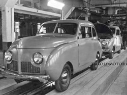 Crosley Factory Circa 1945